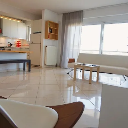 Bright Apartment Piraeus