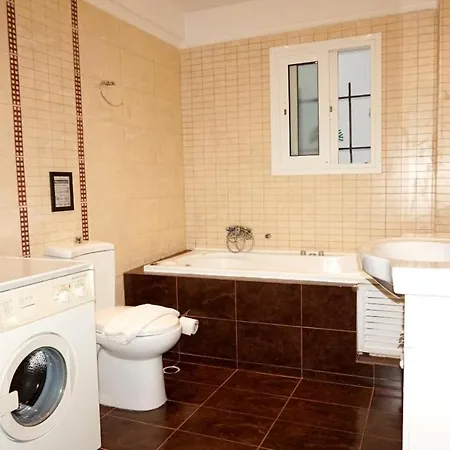 Bright Apartment *